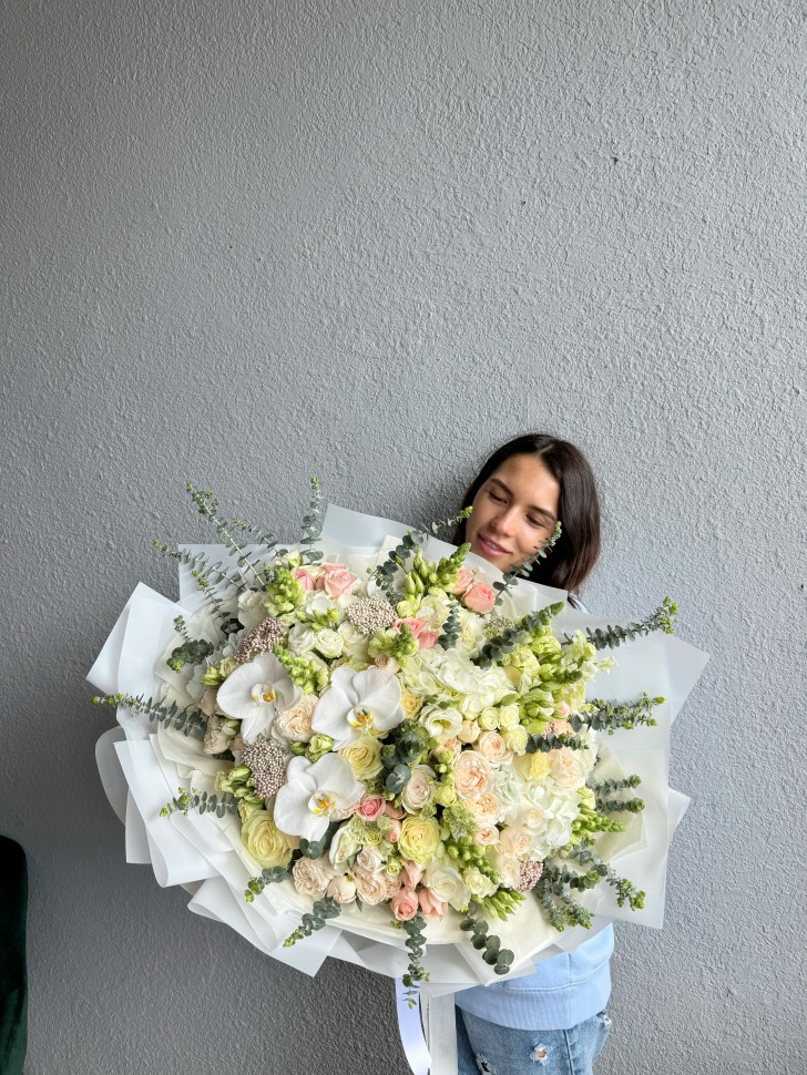 Pure Tiana Hand Tied Flower Bouquet