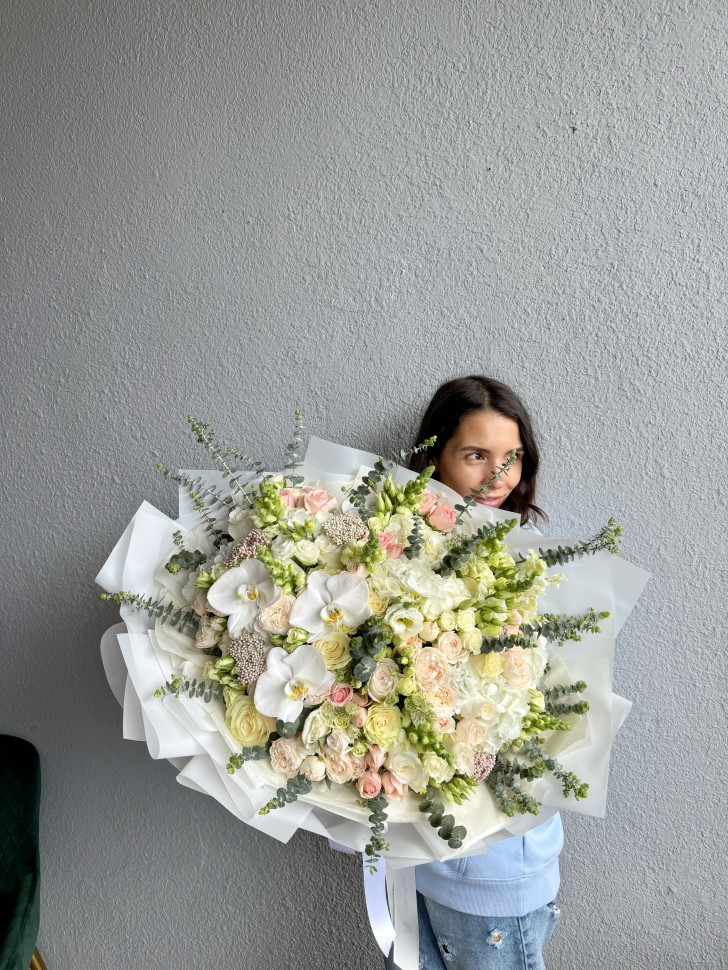 Pure Tiana Hand Tied Flower Bouquet