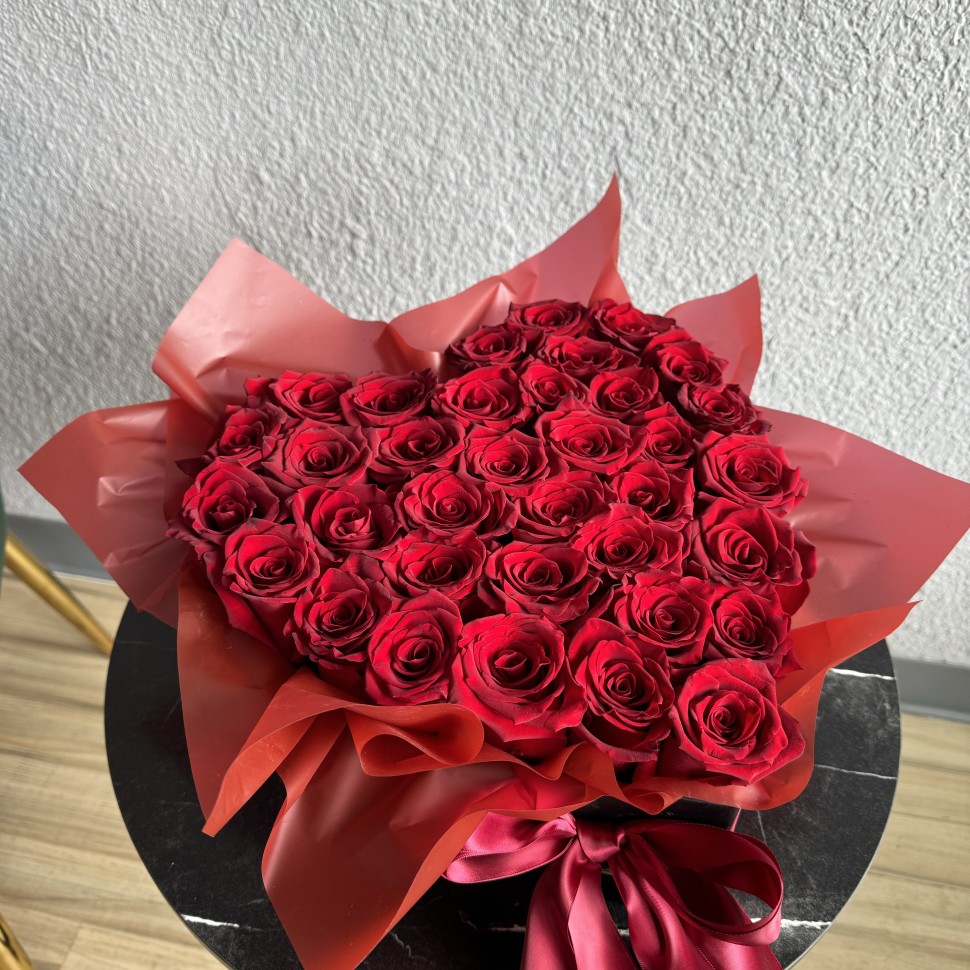 Redsora Heart Roses Box