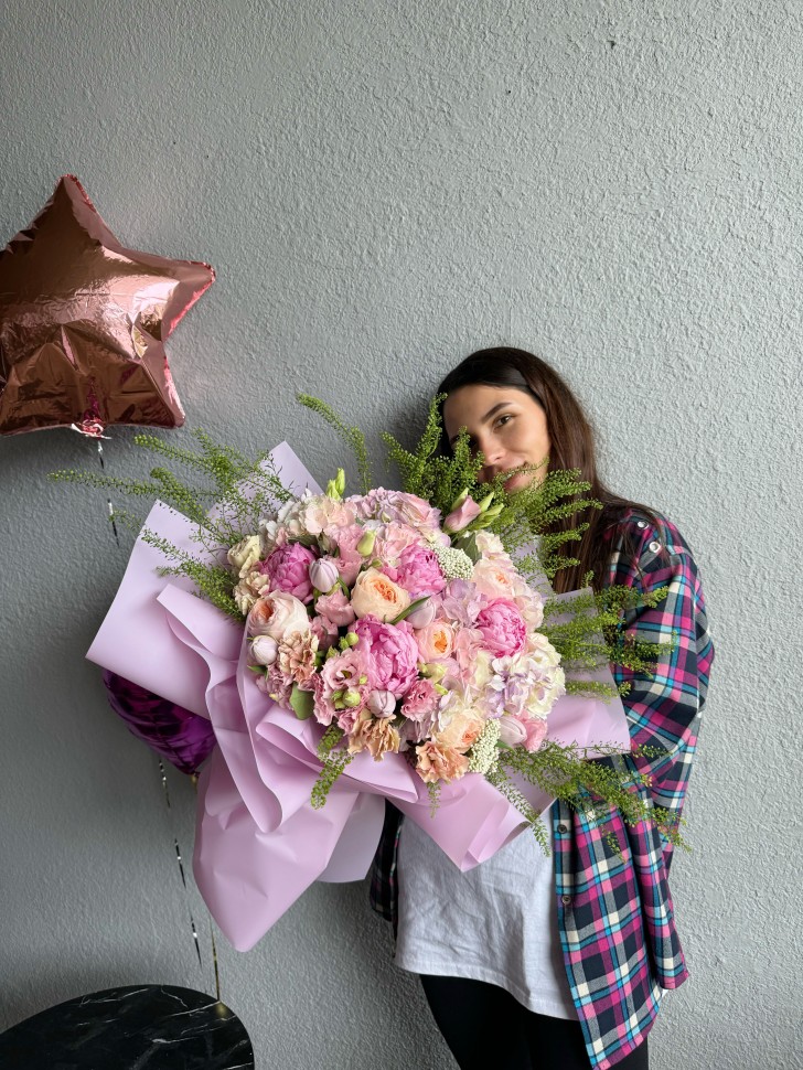 Aurora Hand-tied Bouquet