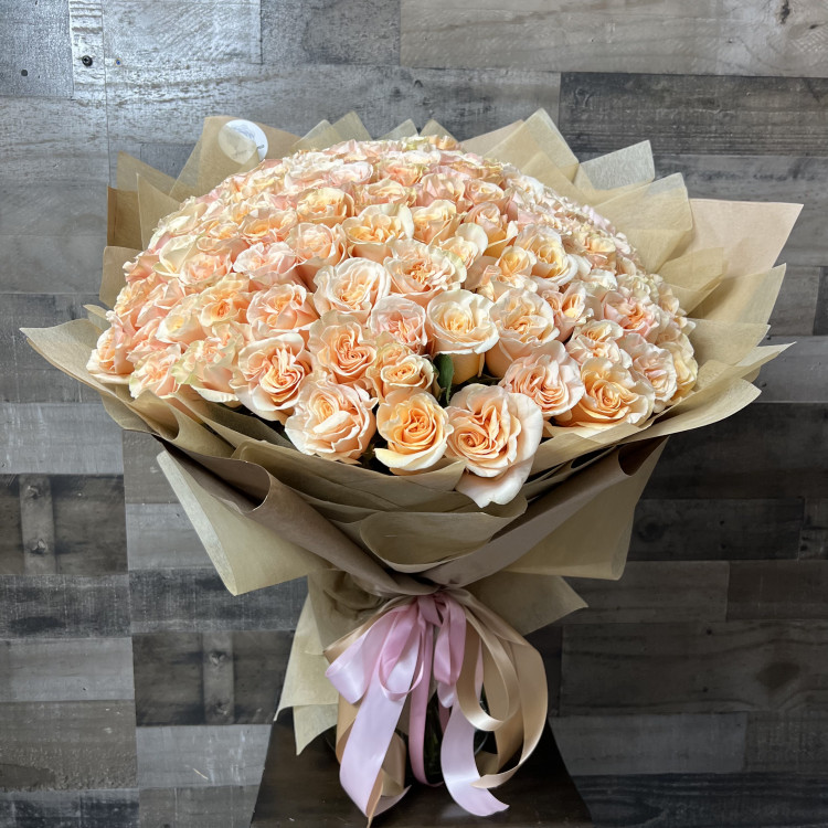100 Peach Roses Hand-Tied Bouquet