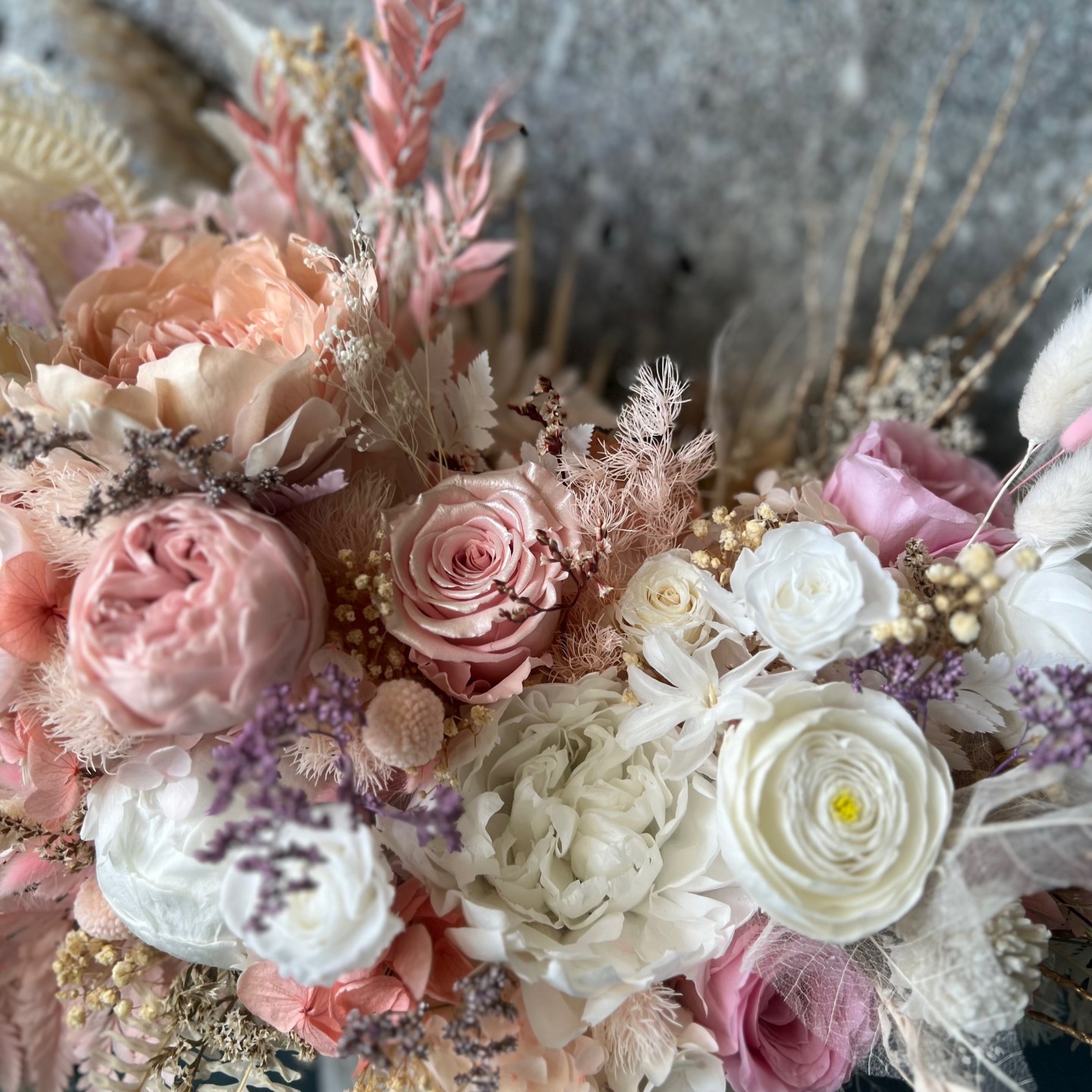 MILA collection Preserved Peonies in modern vase MILA collection Preserved Peonies in modern vase