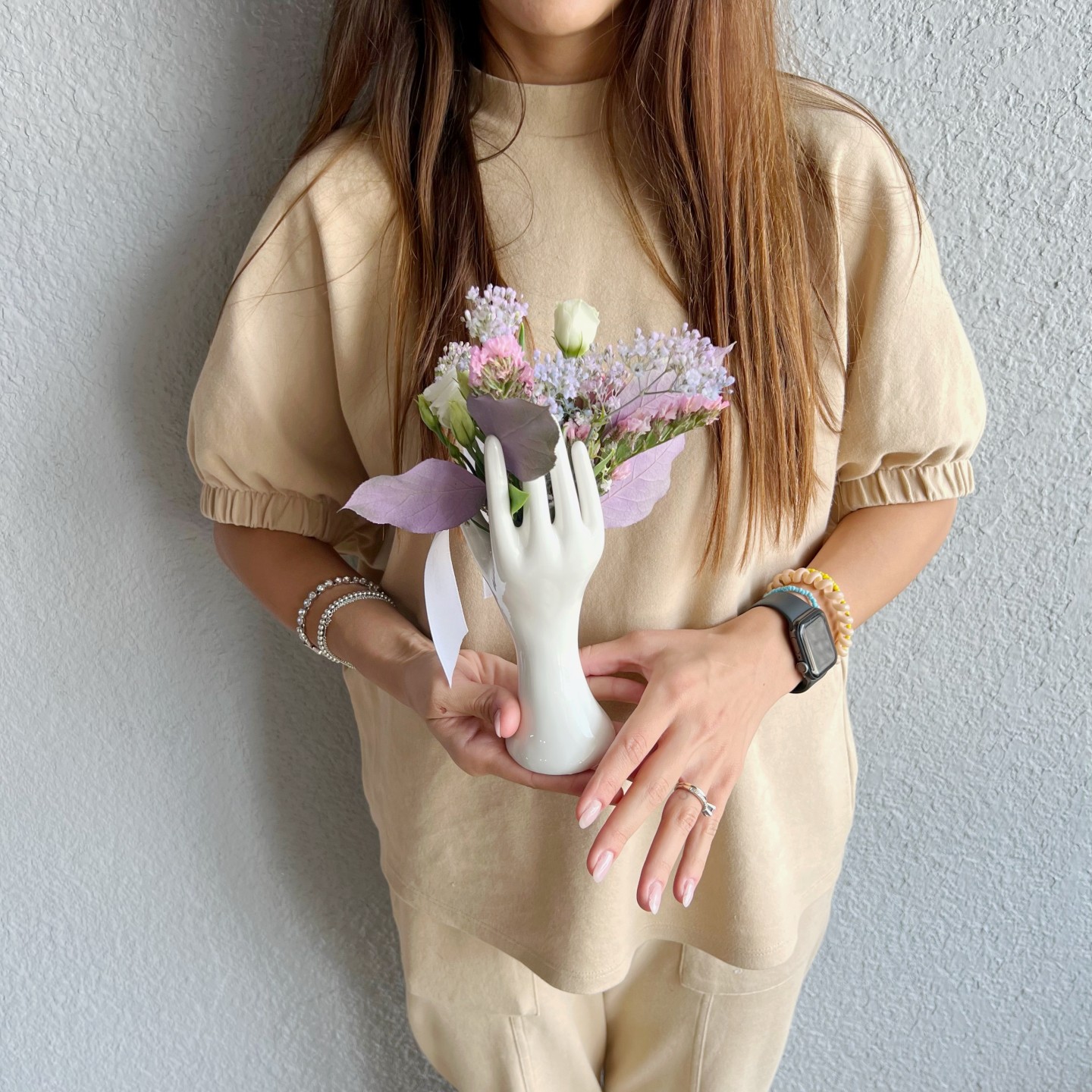 "The Body" Warm Hand Fresh Flowers Vase Arrangement "The Body" Warm Hand Fresh Flowers Vase Arrangement