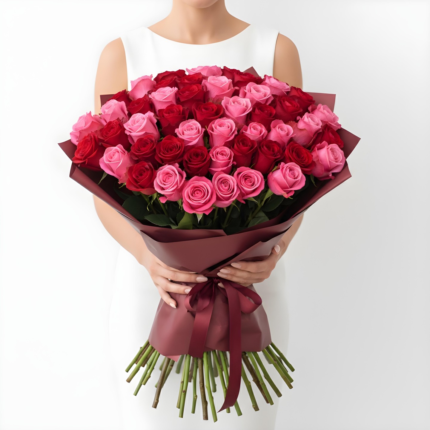 Red & Pink Roses Bouquet (12–48 Stems)