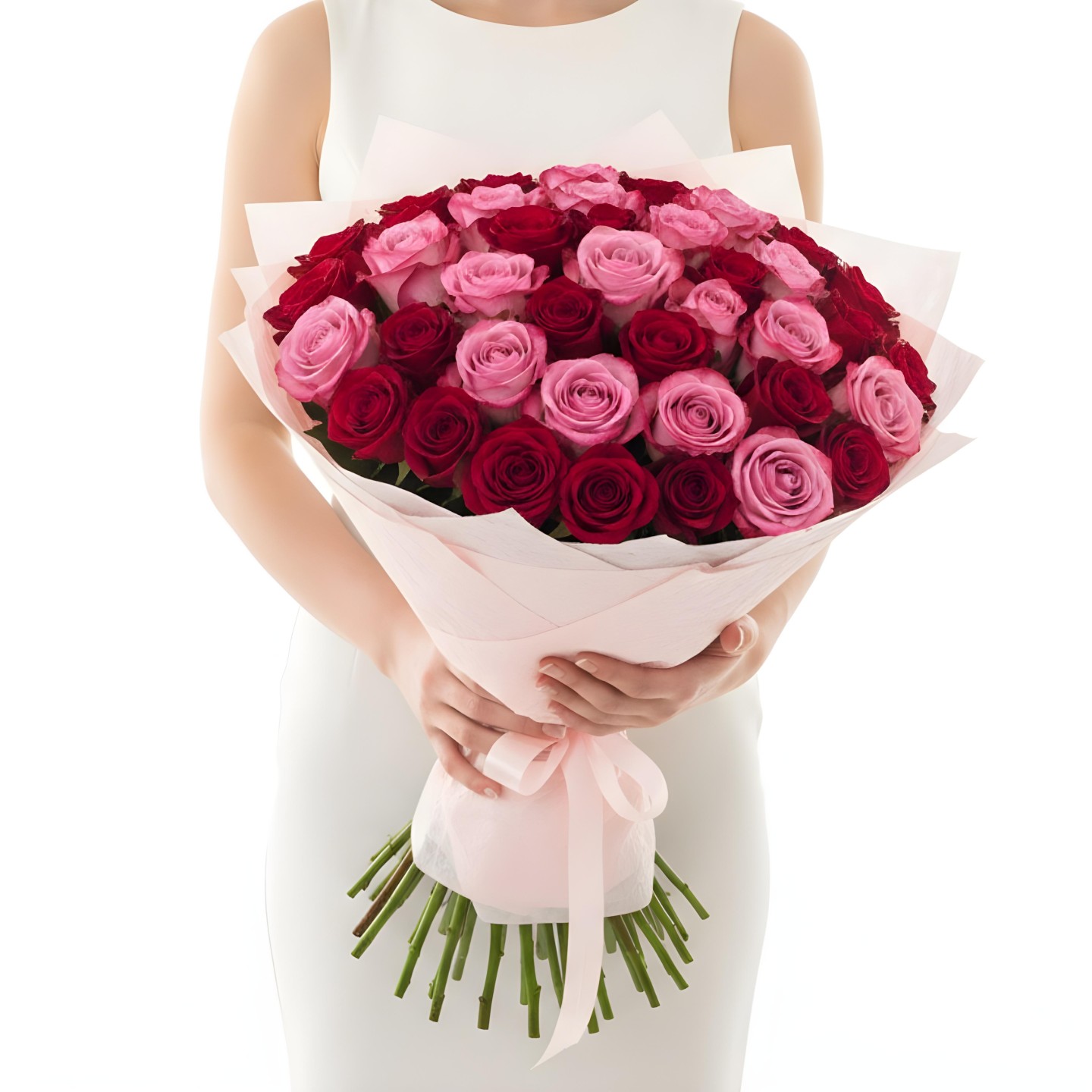 Red & Pink Roses Bouquet (12–48 Stems)