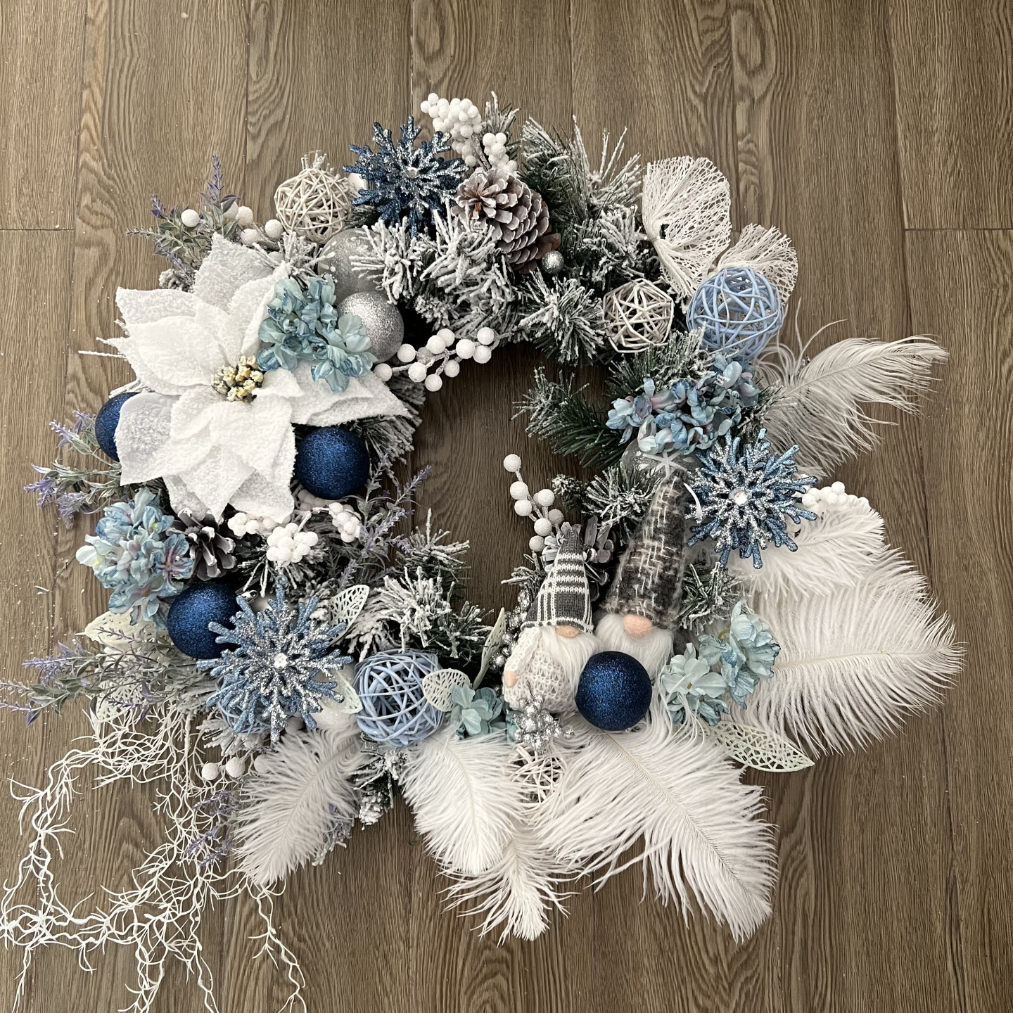 Blue Winter Wreath with Gnomes