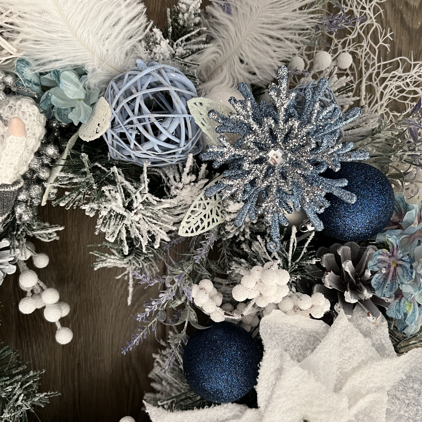 Blue Winter Wreath with Gnomes