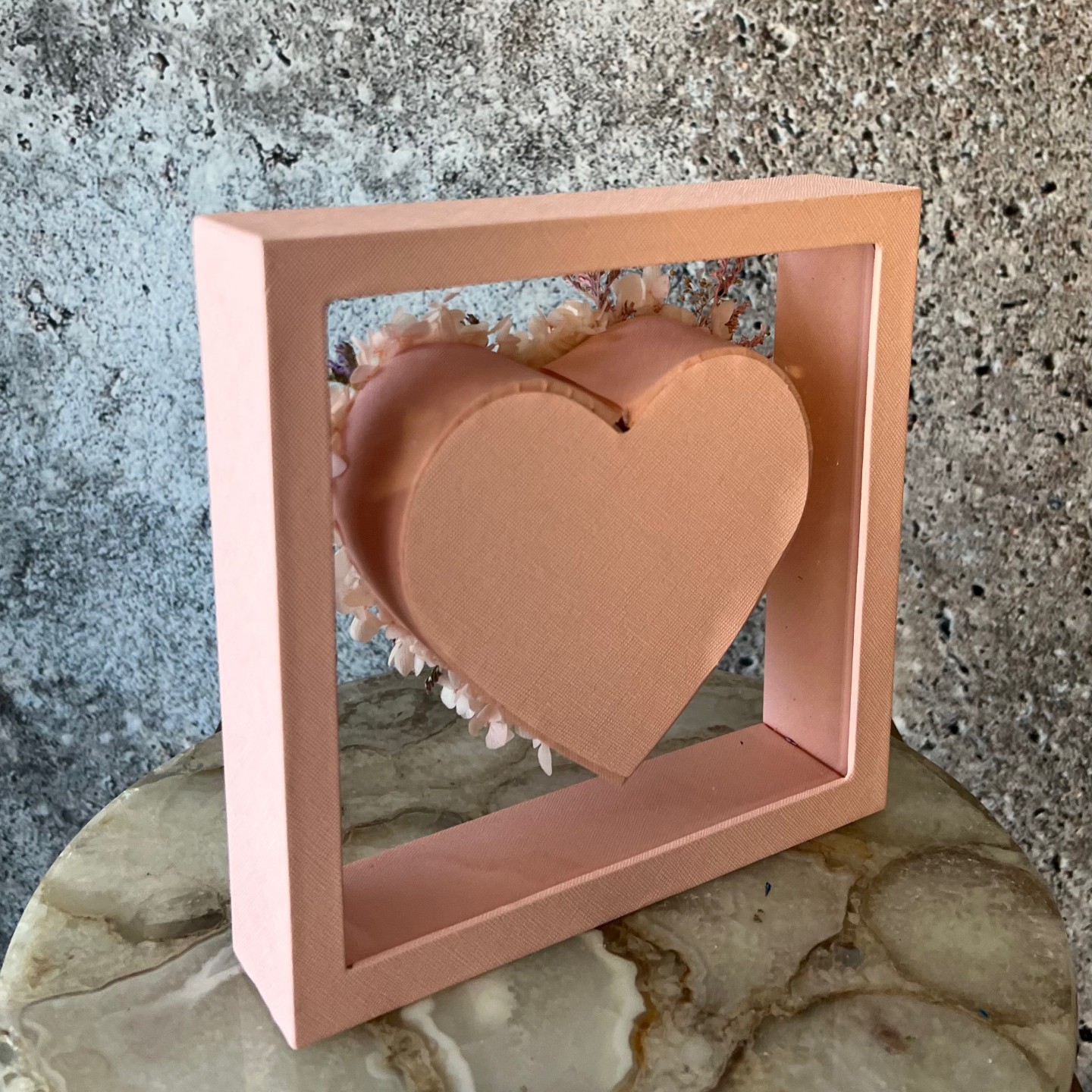 MILA collection Preserved peony in Acrylic box MILA collection Preserved peony in Acrylic box