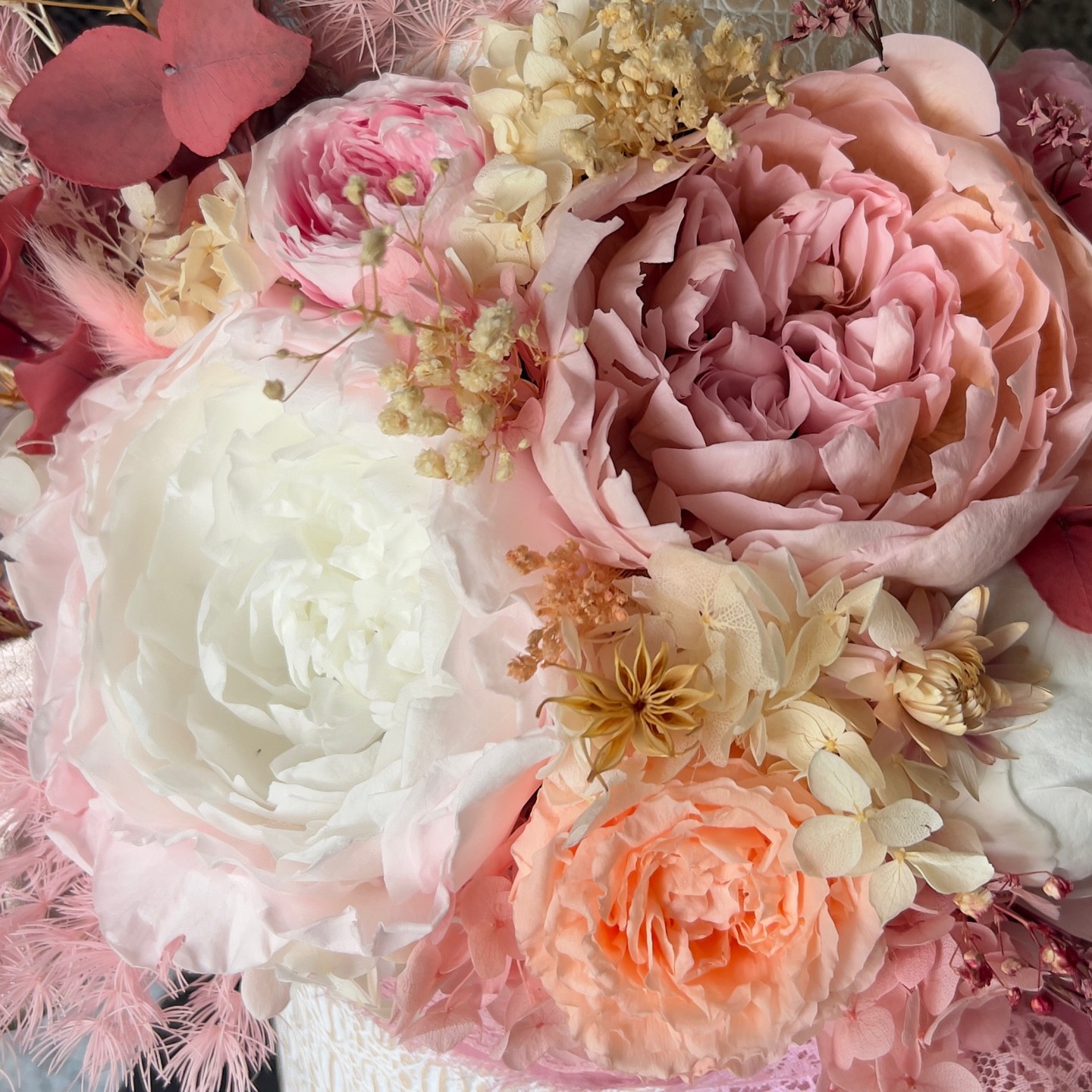 CAMILA collection Preserved peony in luxury box