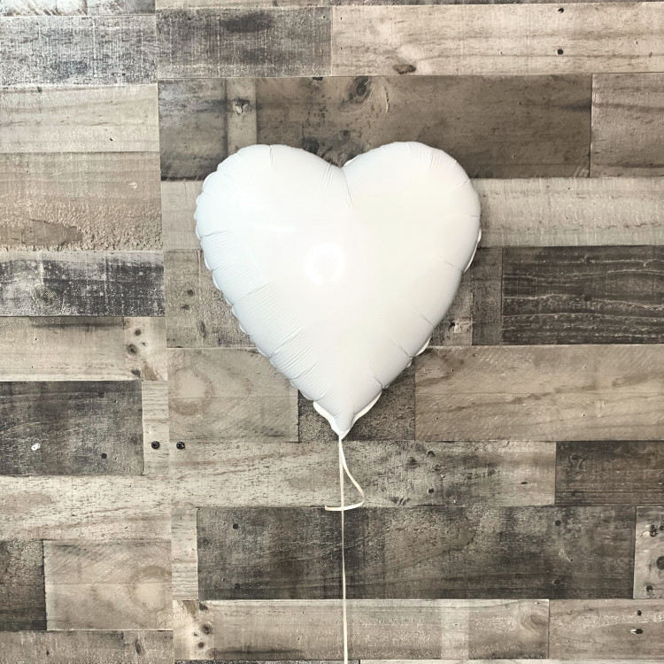  White Heart Balloon 16"