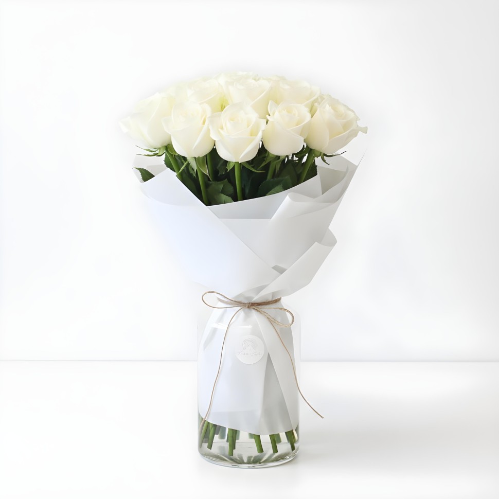 18 White Roses White Roses Bouquet (12–48 Stems)