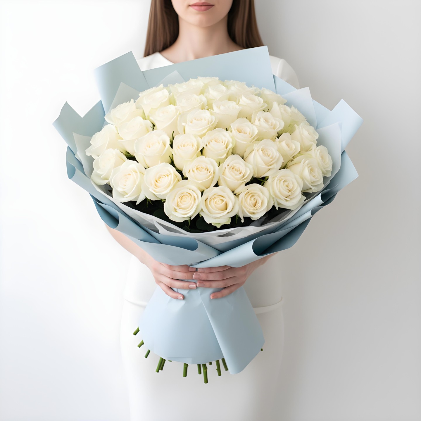 White Roses Bouquet (12–48 Stems)