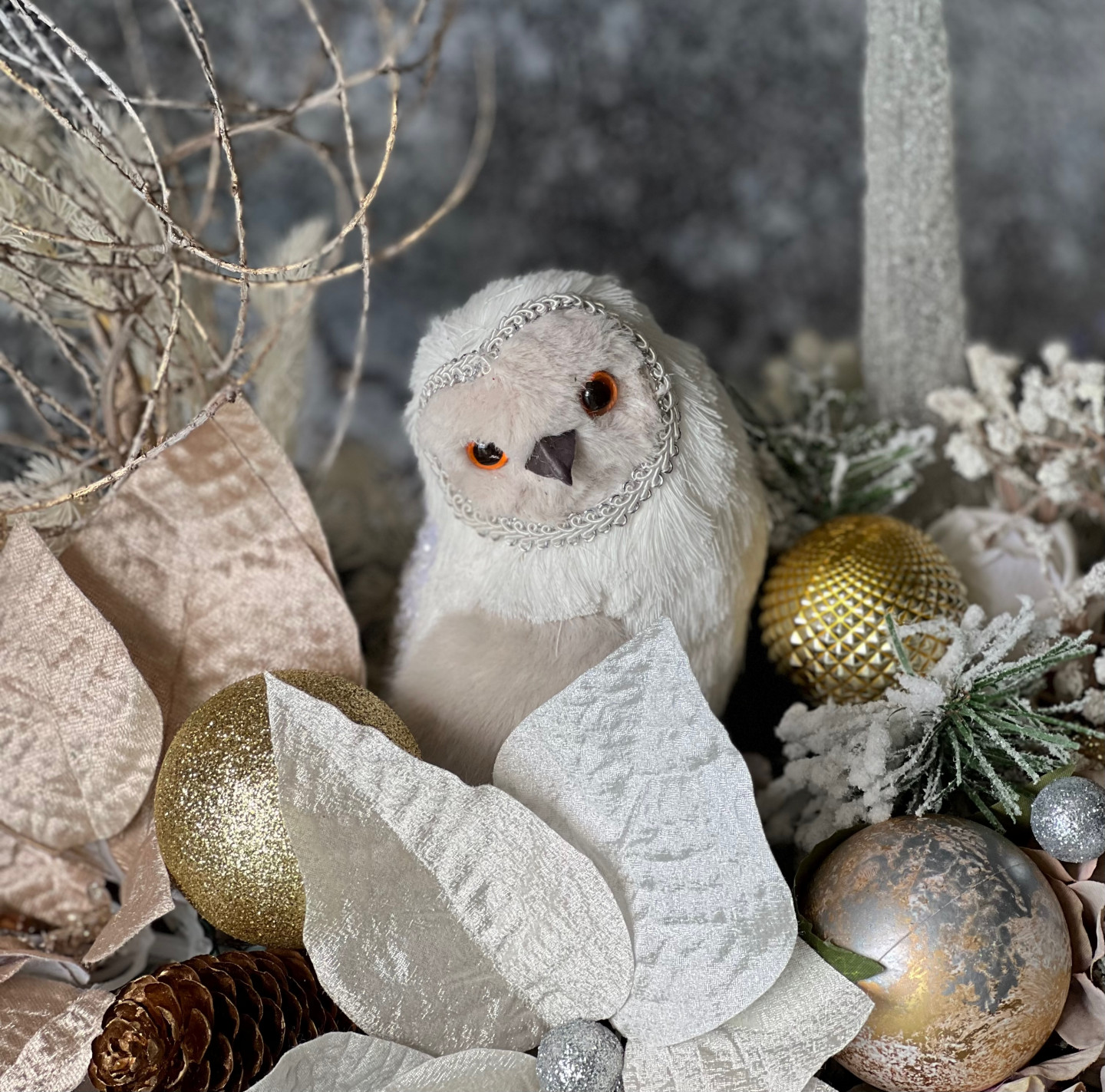 Christmas wooden box with Owl and Candles