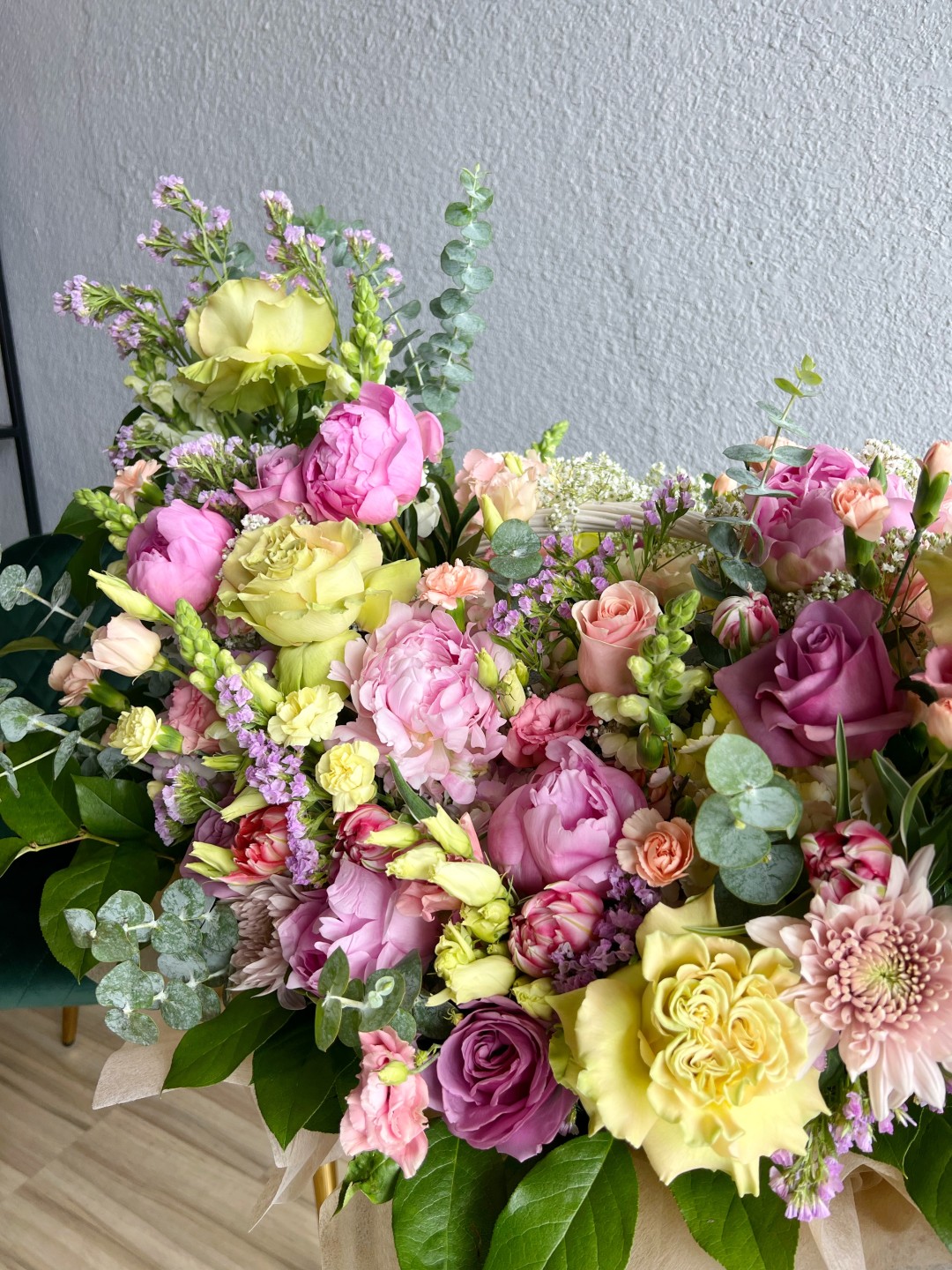 Adelaide Large Fresh Flowers Basket Adelaide Large Fresh Flowers Basket