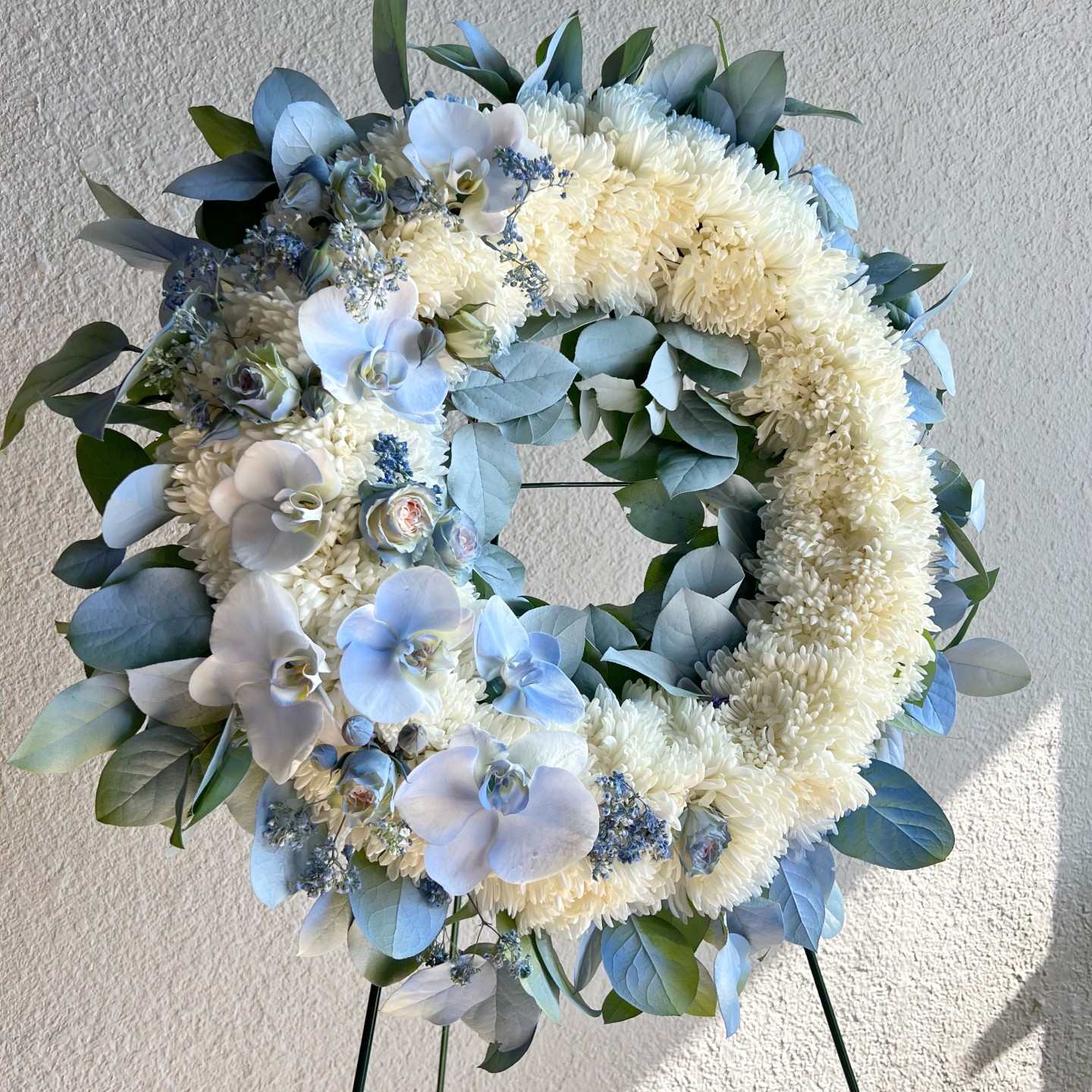 18" Funeral Wreath Blue 18" Funeral Wreath Blue