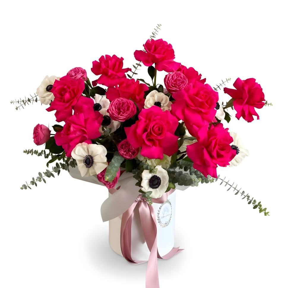 Brynn Fresh Flower Box (Roses, Garden Roses, Anemone)