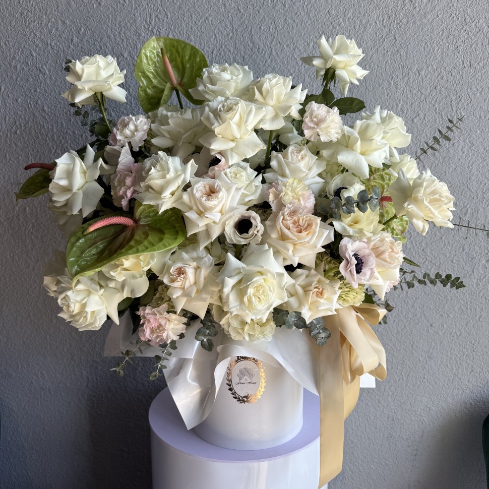 Briello Cloud Fresh Flower Box