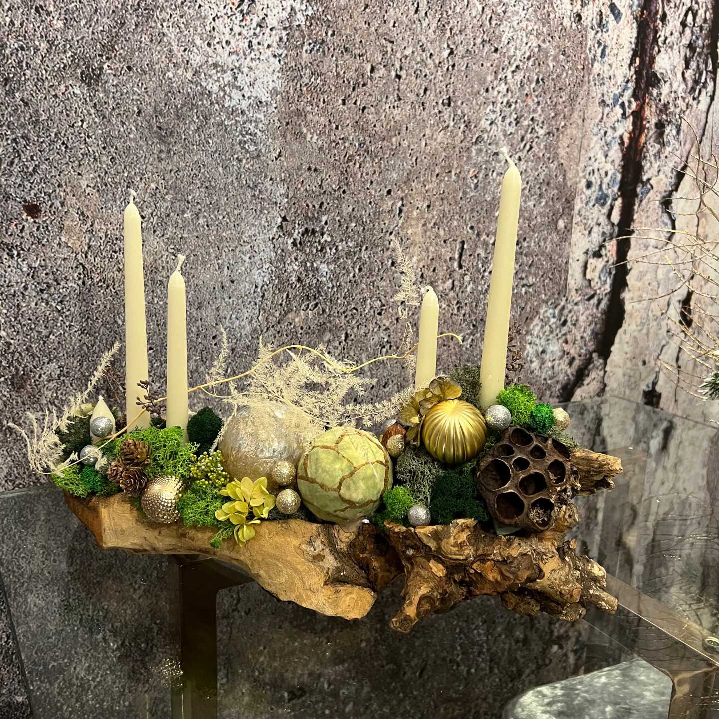 Holiday Table decor with preserved Moss Holiday Table decor with preserved Moss