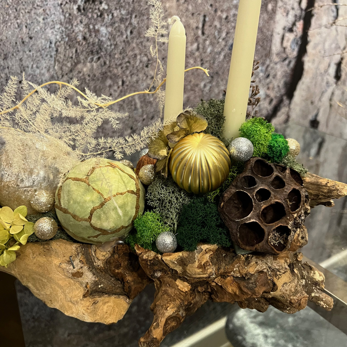 Holiday Table decor with preserved Moss Holiday Table decor with preserved Moss