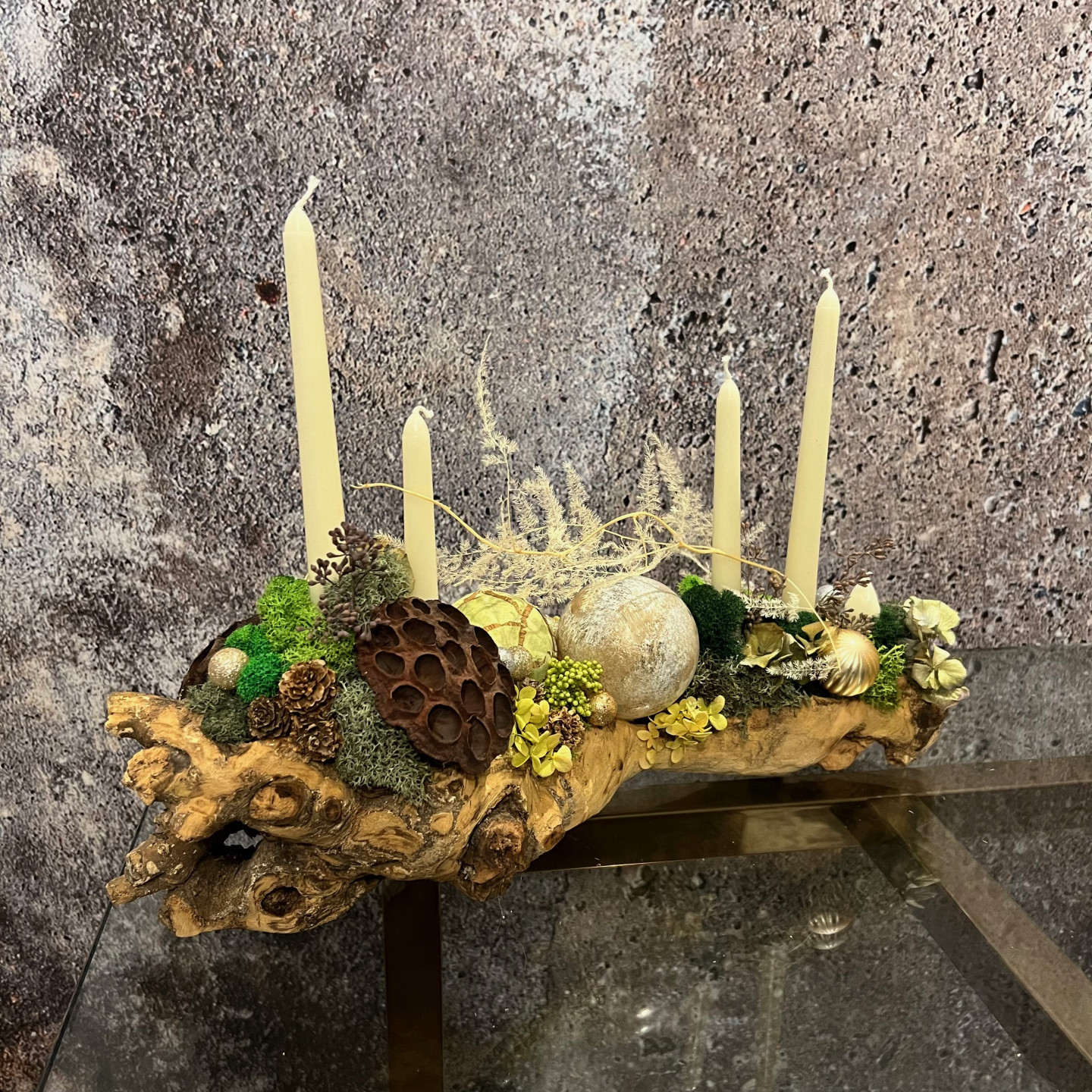Holiday Table decor with preserved Moss Holiday Table decor with preserved Moss