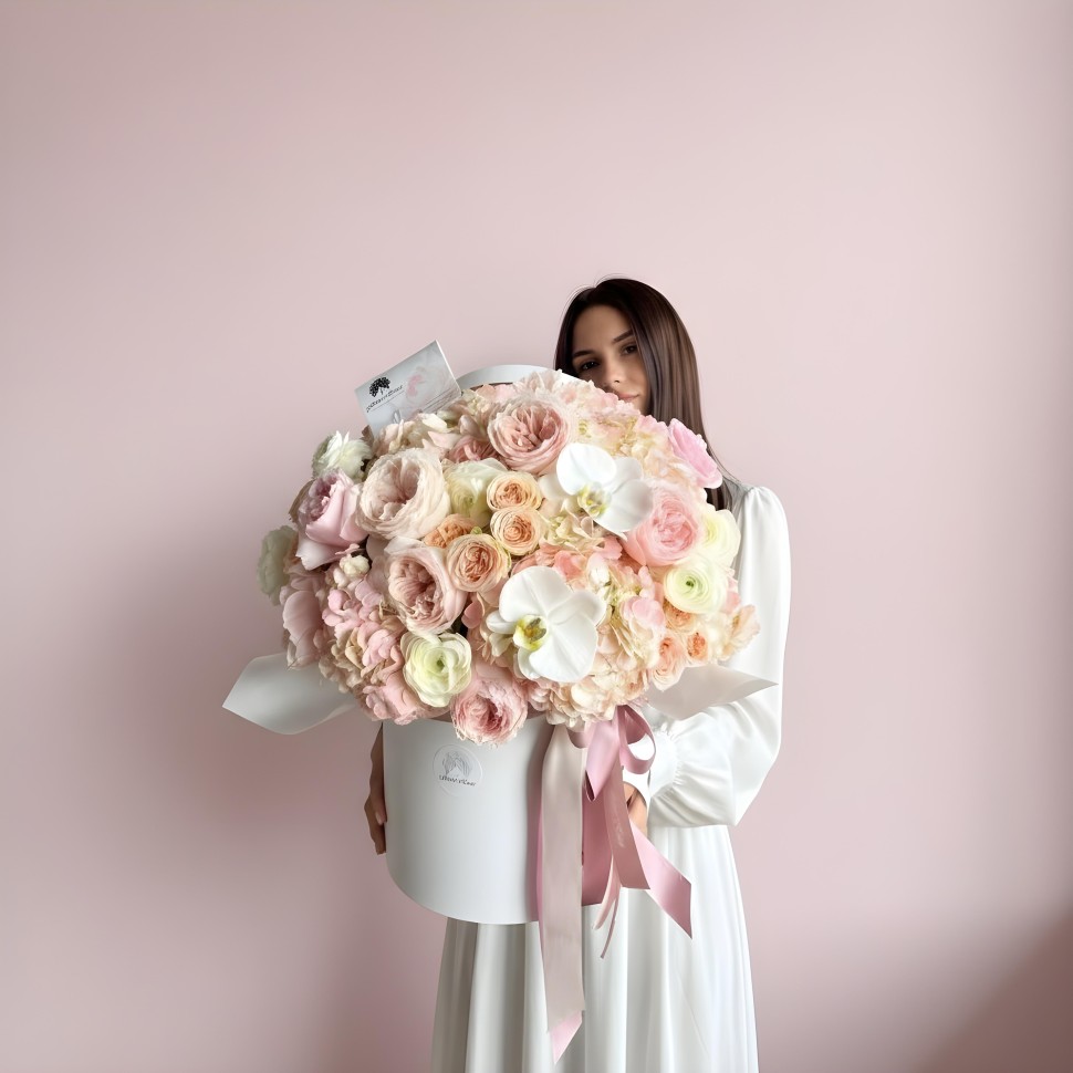 Elle Fresh Flower Box