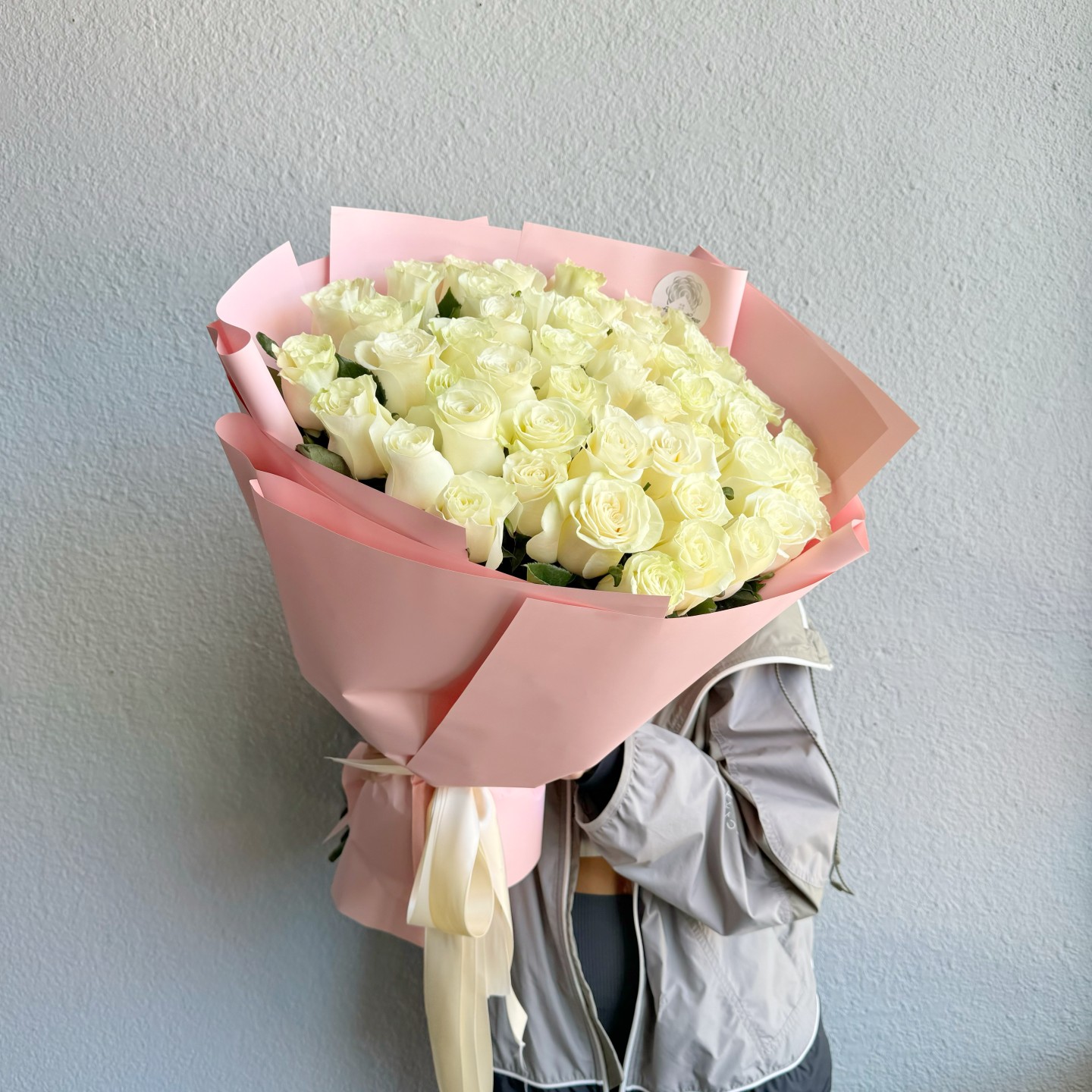 50 White Roses Bouquet