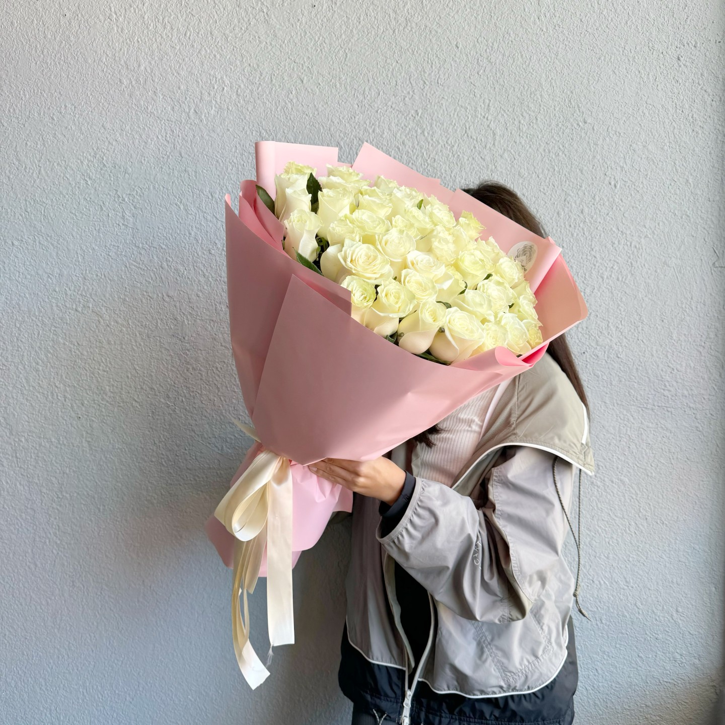 50 White Roses Bouquet