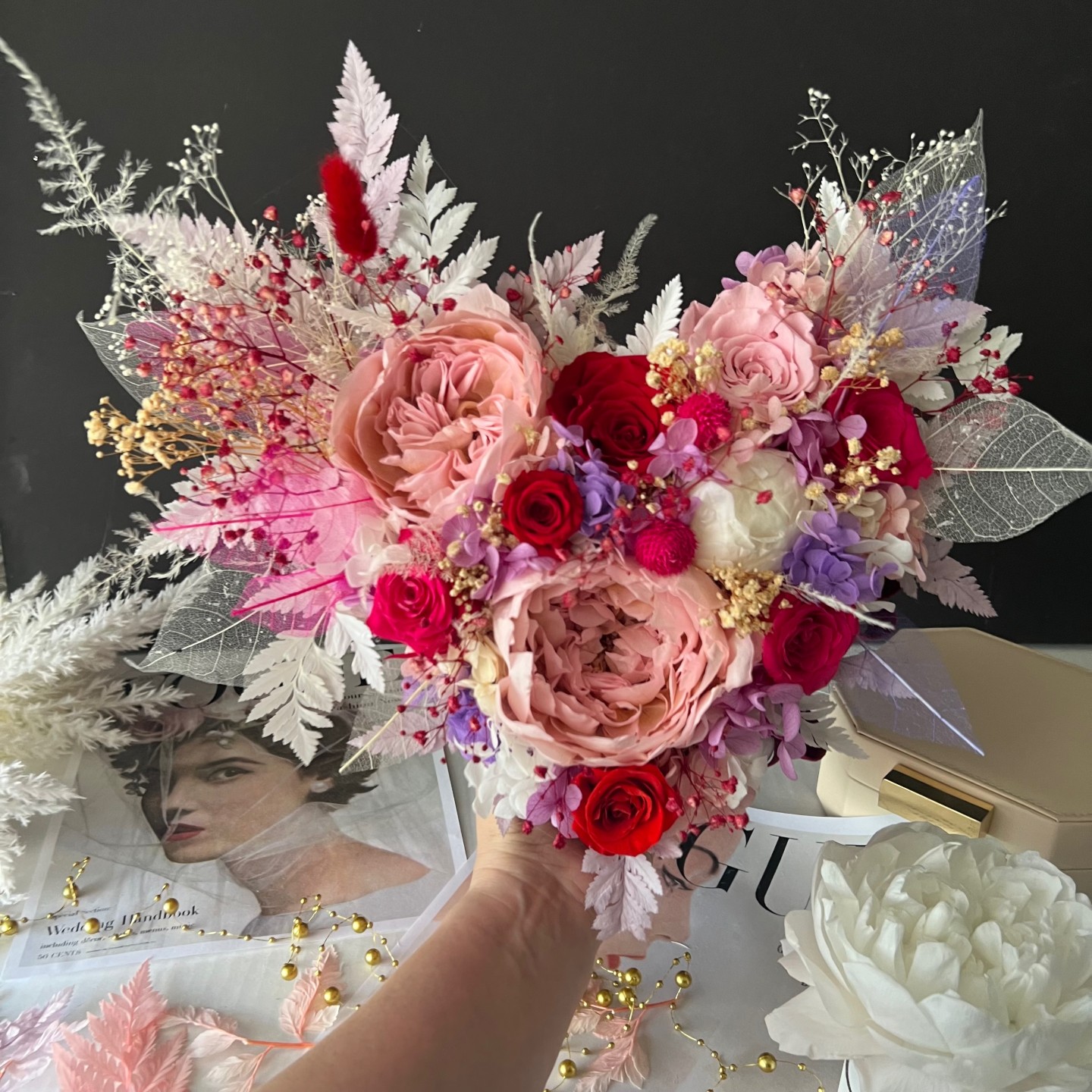 ZARA collection Preserved peonies in heart shaped box