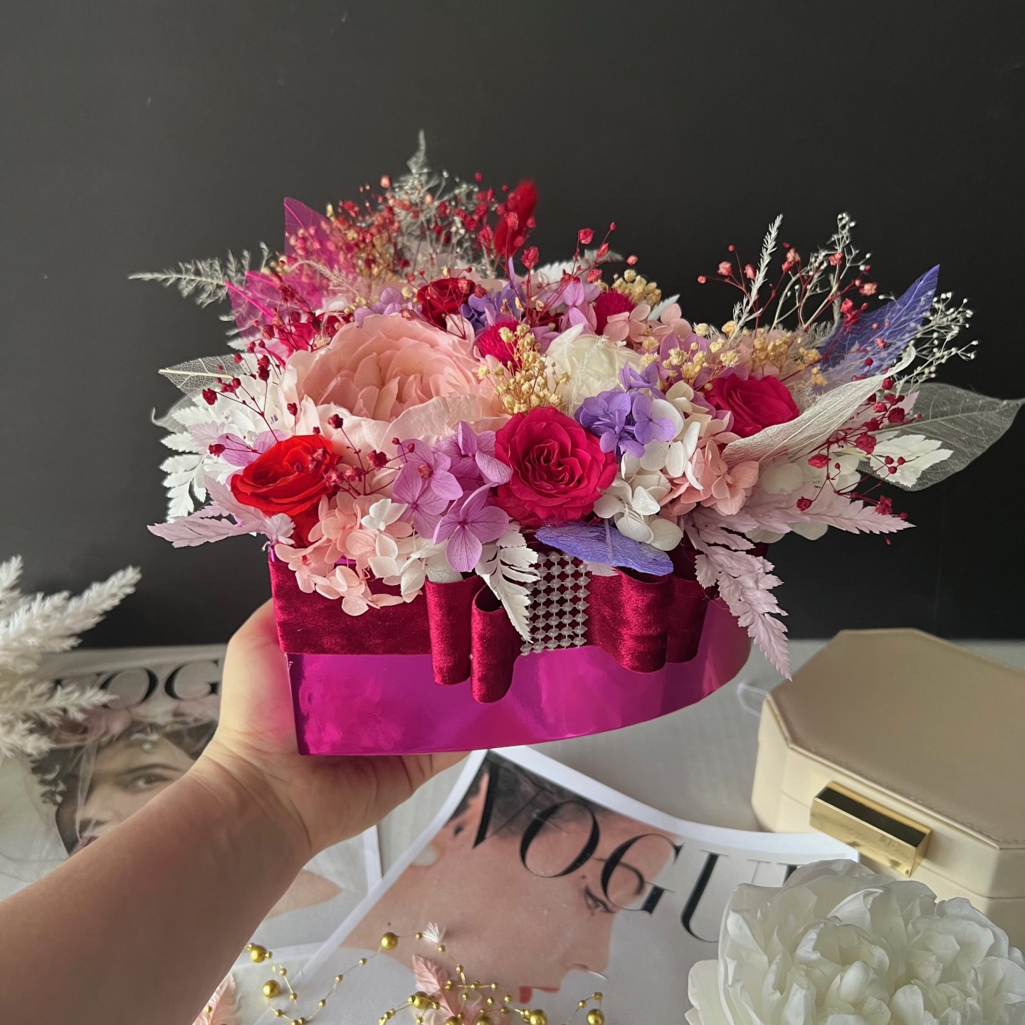 ZARA collection Preserved peonies in heart shaped box