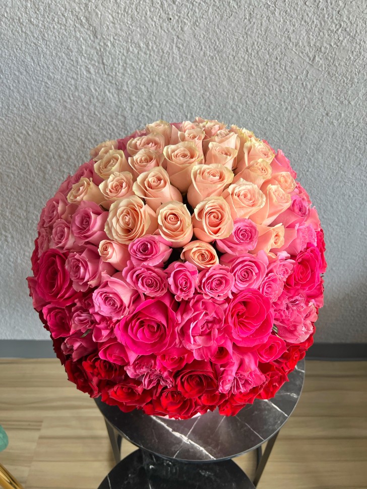 140 Ombre Roses Box