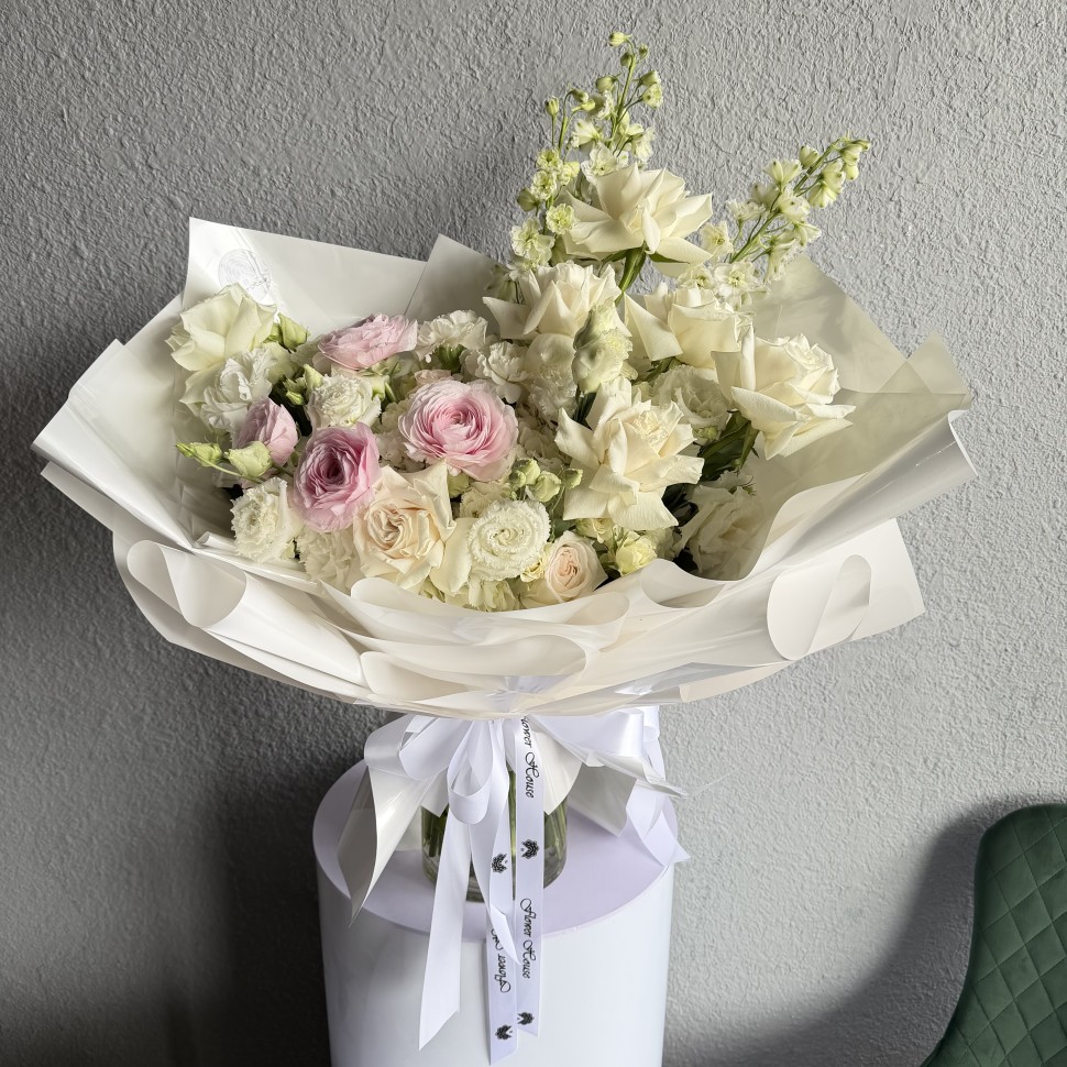Pure Mercy Hand Tied Fresh Flower Bouquet Pure Mercy Hand Tied Fresh Flower Bouquet