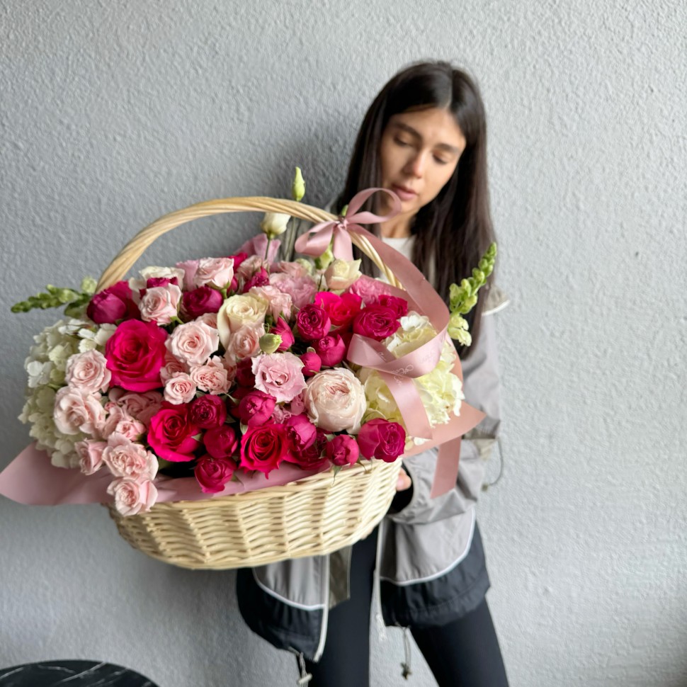 Aerith Fresh Flower Basket