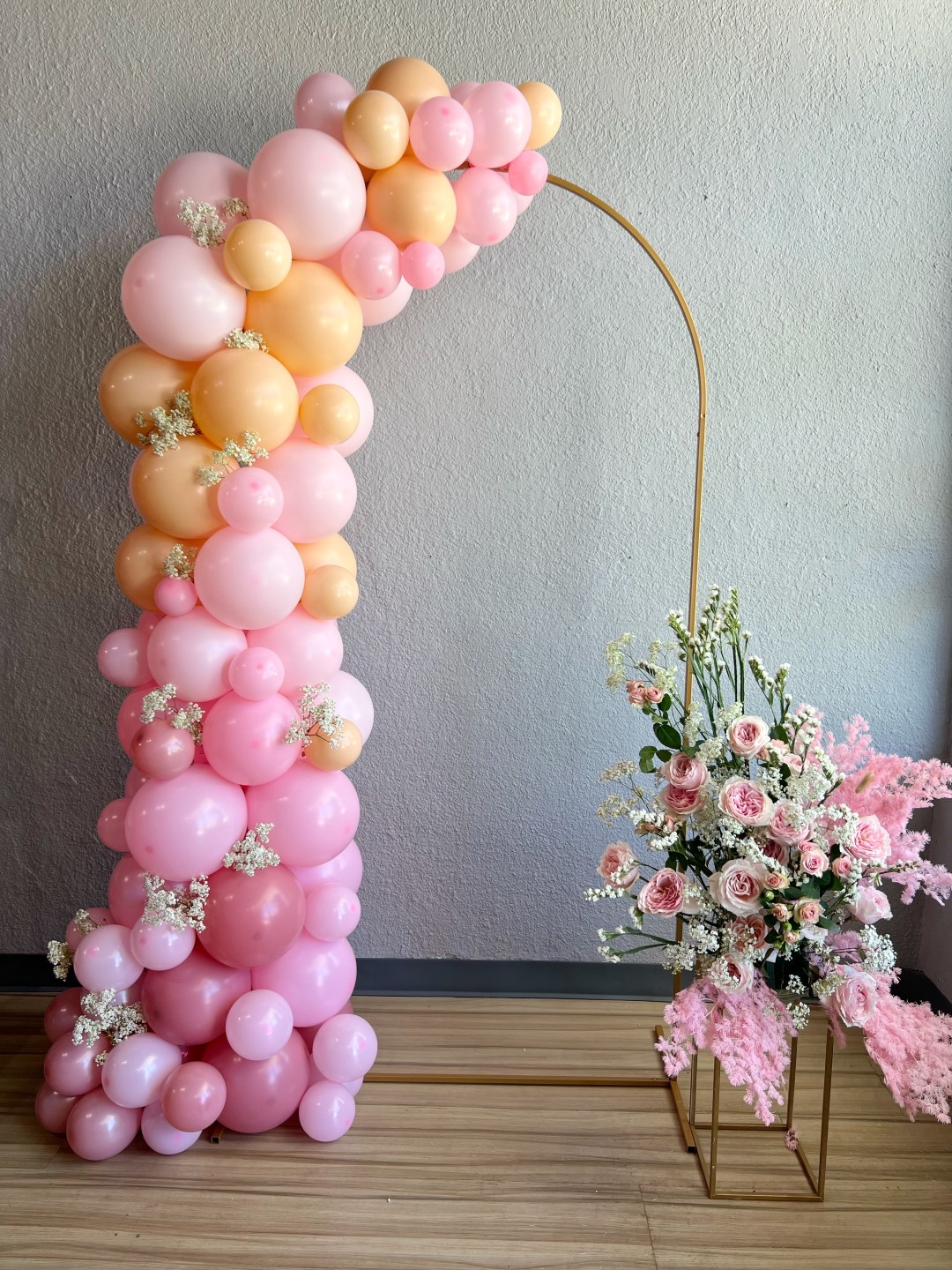 Candy Ballon Semi-Arch Candy Ballon Semi-Arch
