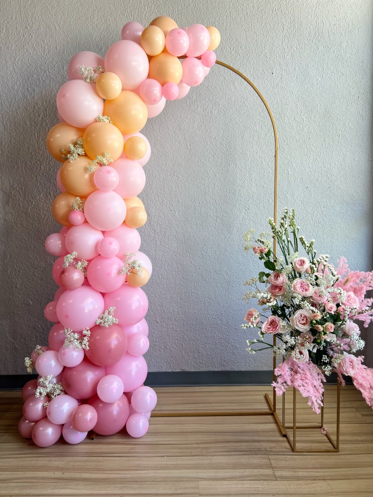 Candy Balloon Semi Arch With Flower Arrangement