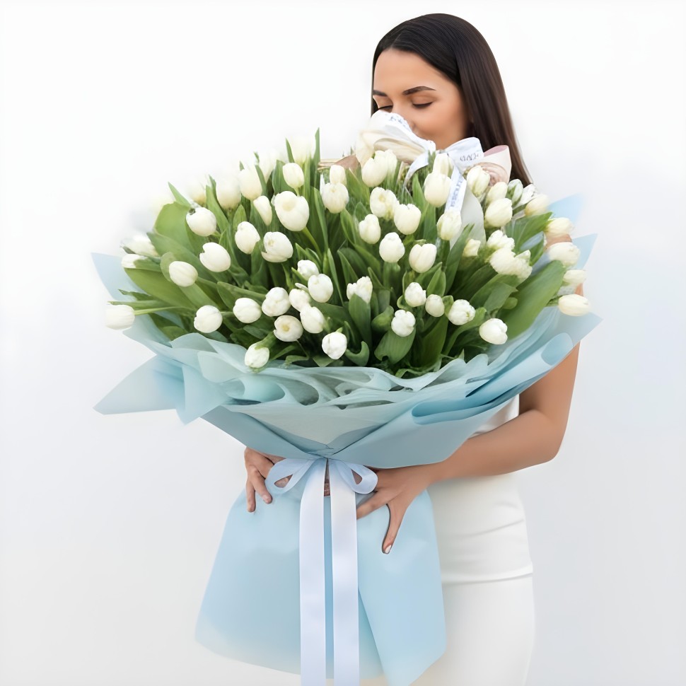 100 White Tulips Basket Laurely