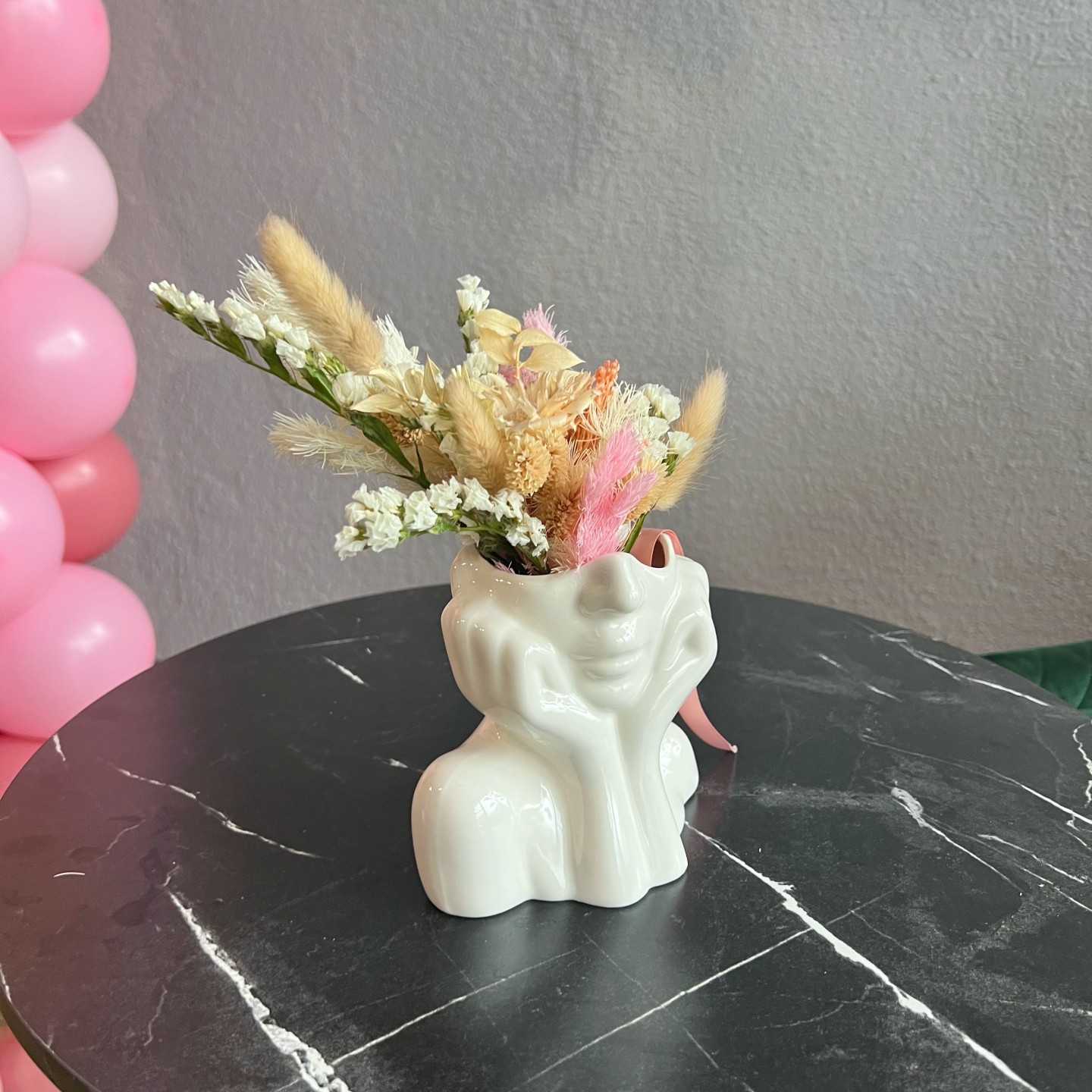 "The Body" Woman Dried Flowers Vase Arrangement "The Body" Woman Dried Flowers Vase Arrangement