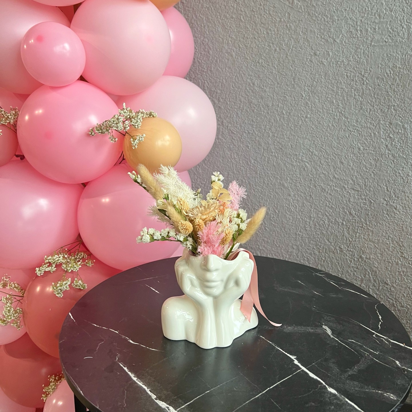 "The Body" Woman Dried Flowers Vase Arrangement "The Body" Woman Dried Flowers Vase Arrangement