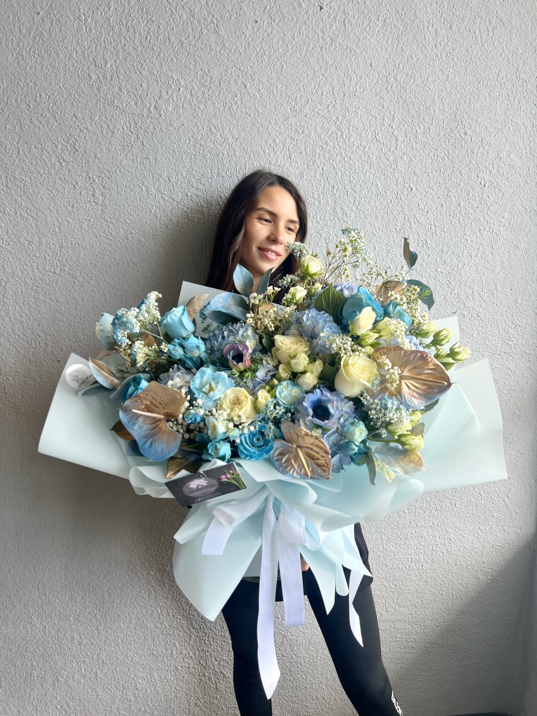 Mallory Fresh Hand Tied Bouquet Mallory Fresh Hand Tied Bouquet