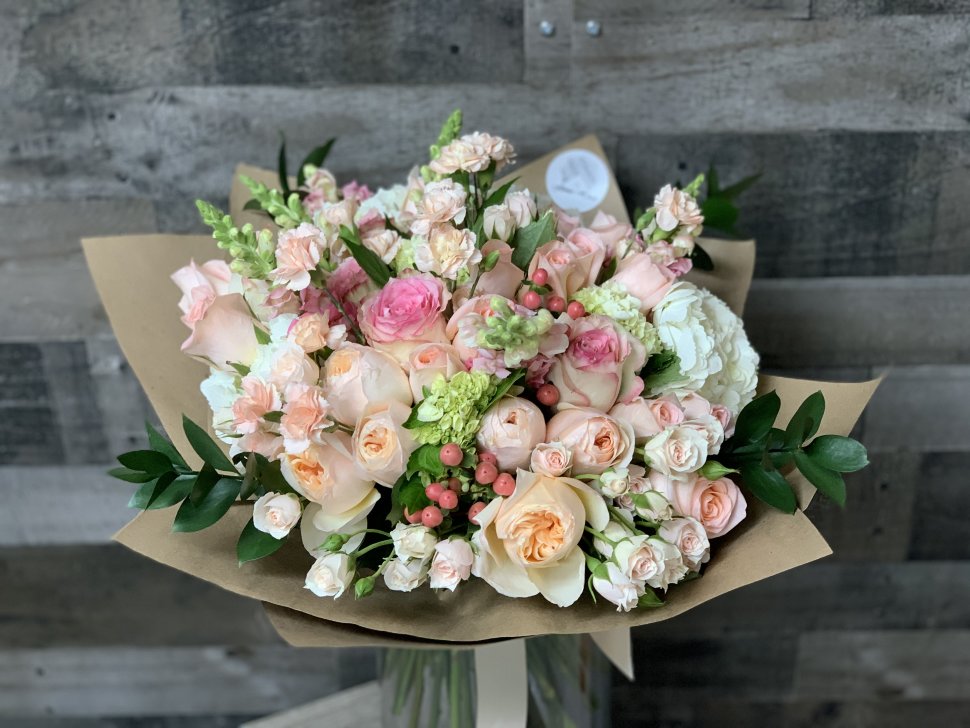 Zara Hand-Tied Bouquet