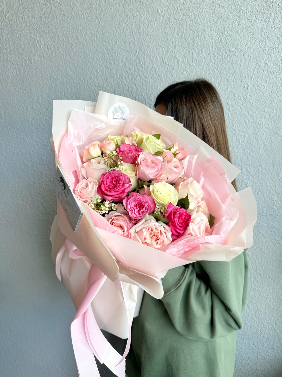 Melina Fresh Hand Tied Flower Bouquet Melina Fresh Hand Tied Flower Bouquet