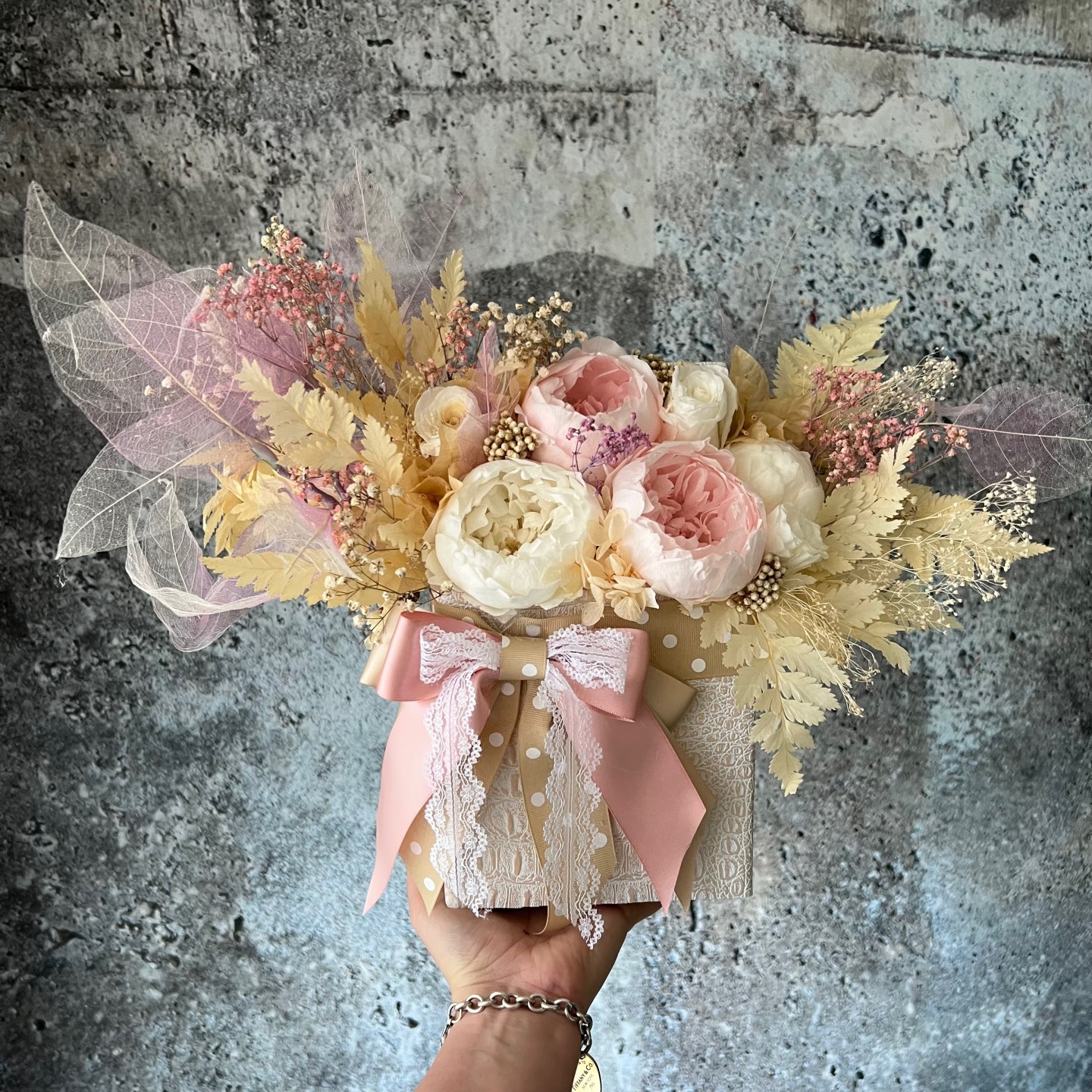 MARY Collection Pink Preserved peonies in square luxury Box MARY Collection Pink Preserved peonies in square luxury Box