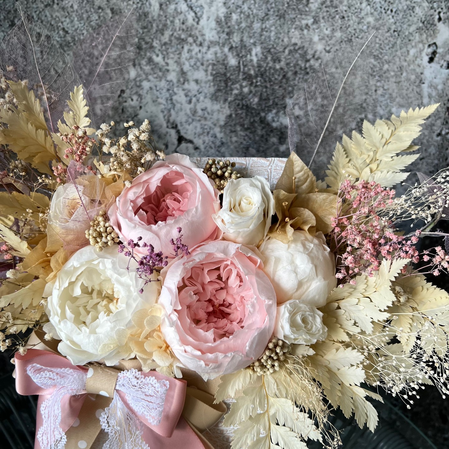 MARY Collection Pink Preserved peonies in square luxury Box MARY Collection Pink Preserved peonies in square luxury Box