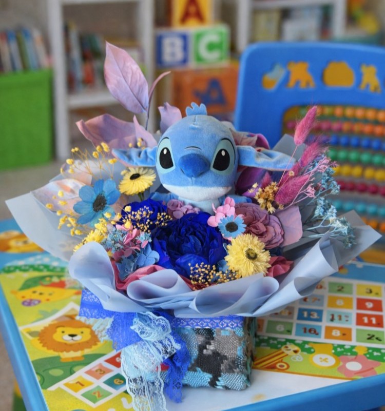 Preserved Blue Peony Bouquet With Stitch Plush 