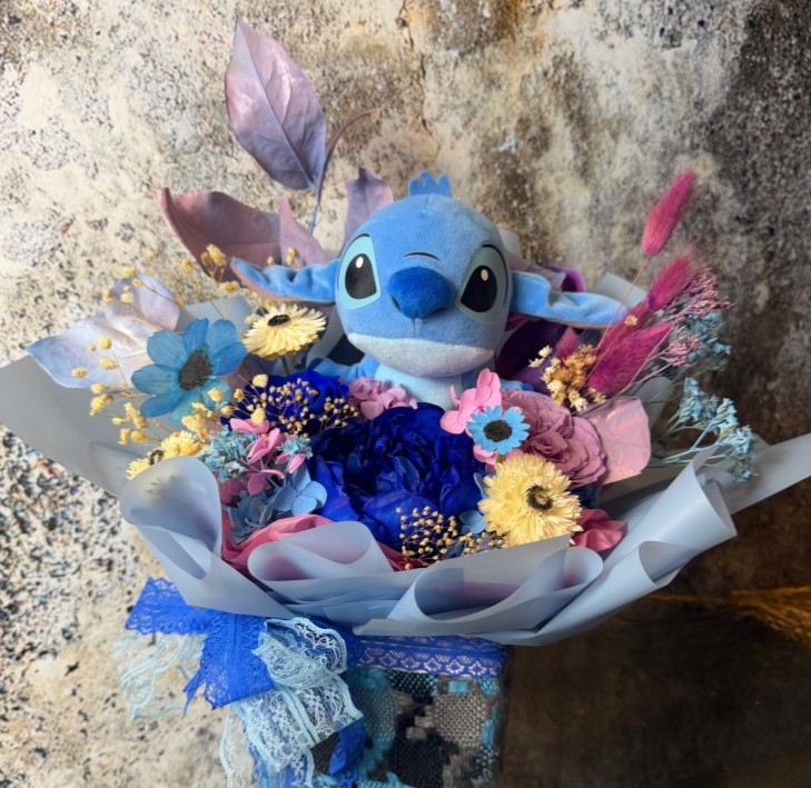 Preserved Blue Peony Bouquet With Stitch Plush 