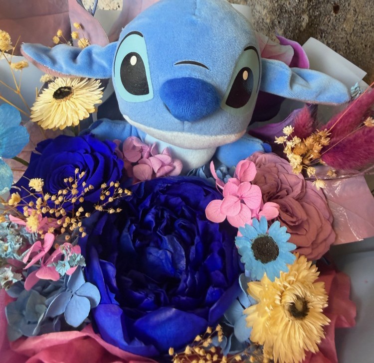 Preserved Blue Peony Bouquet With Stitch Plush 