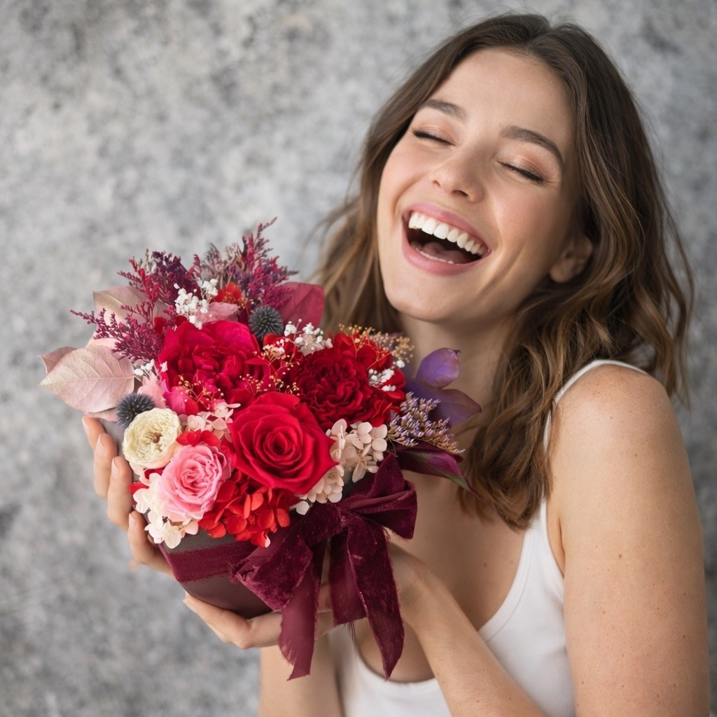 OLIVIA Collection Preserved Peony Heart Box