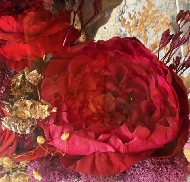 Luxury Acrylic Floral Handbag with Preserved Peony Luxury Acrylic Floral Handbag with Preserved Peony