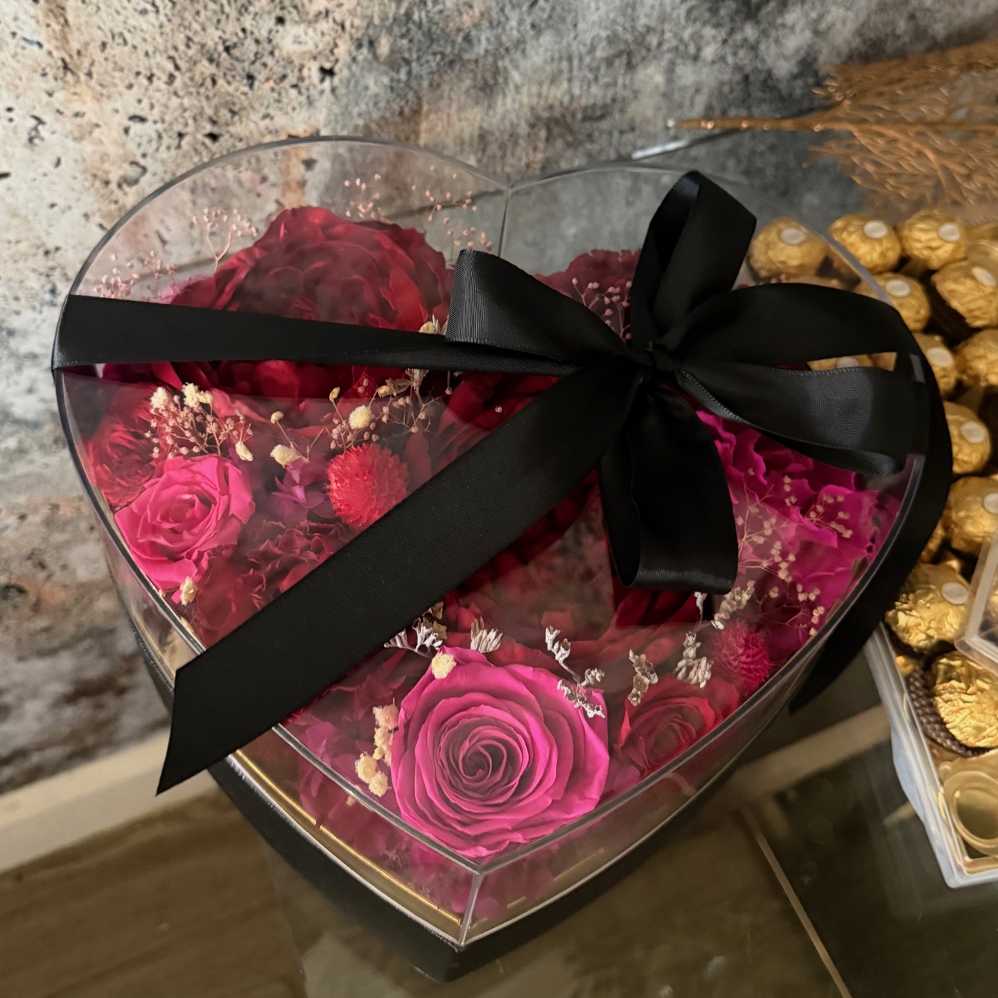 Preserved Peony Heart in Black Box | Red&Magenta Preserved Peony Heart in Black Box | Red&Magenta