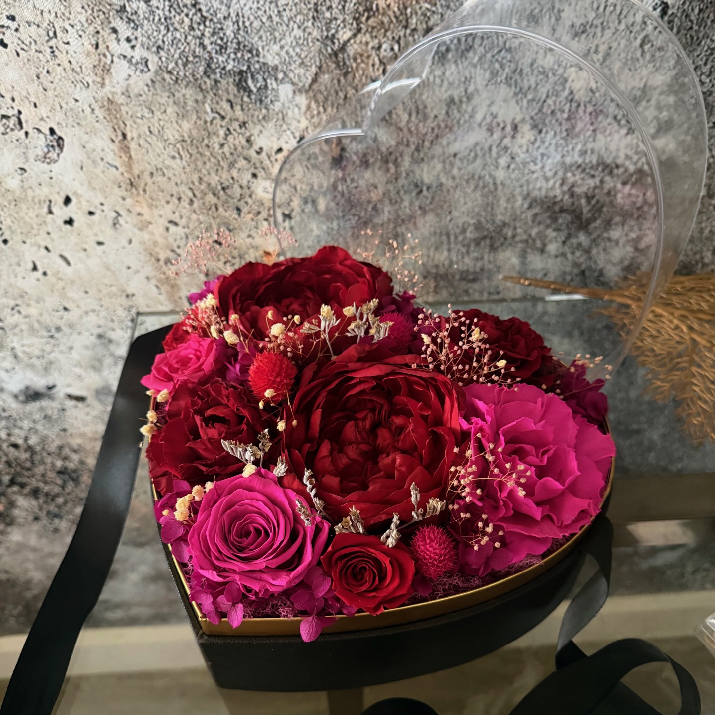 Preserved Peony Heart in Black Box | Red&Magenta Preserved Peony Heart in Black Box | Red&Magenta
