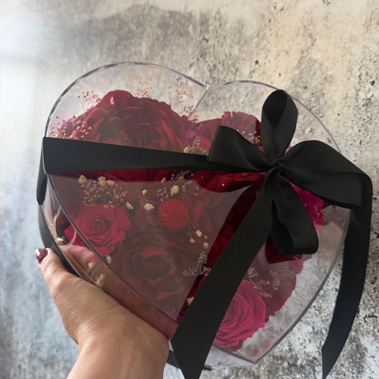 Preserved Peony Heart in Black Box | Red&Magenta Preserved Peony Heart in Black Box | Red&Magenta